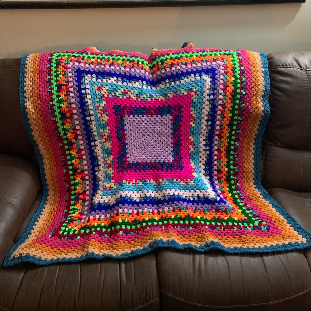 Recliner Lap Blanket Continuous Granny Square Scrap Yarn Creation